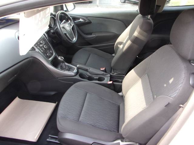 2016 Vauxhall Gtc 1.4T 16V Sport 3dr
