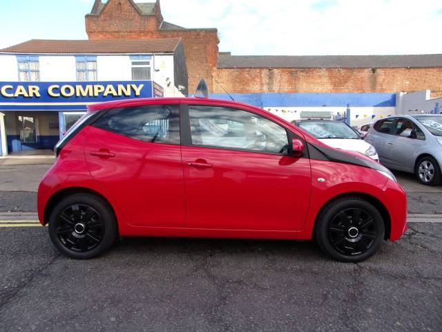 2016 Toyota Aygo 1.0 VVT-i X-Play 5dr