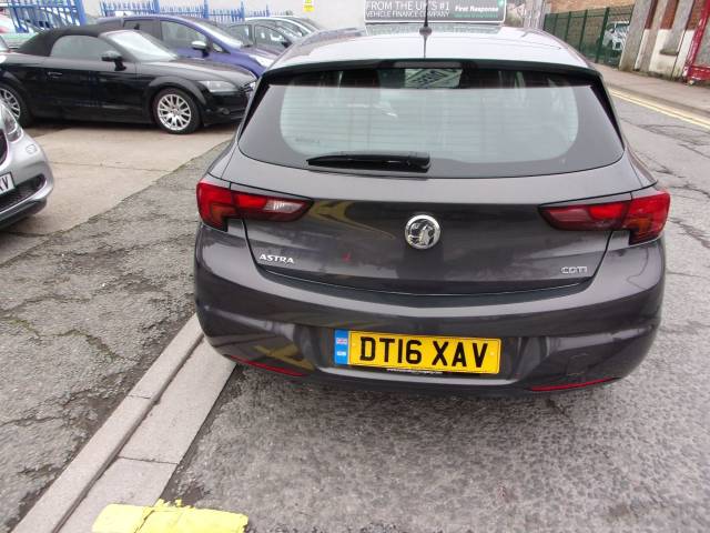2016 Vauxhall Astra 1.6 CDTi 16V 136 Design 5dr