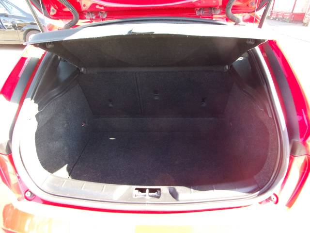 2016 Volvo V40 2.0 D3 [4 Cyl 150] SE Lux Nav 5dr